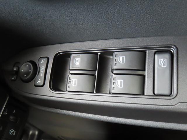 タントファンクロス４ＷＤ　ＣＶＴ　６６０ｃｃ　両側電動スライドドア　衝突被害軽減ブレーキ　横滑り防止装置　ＡＢＳ　アイドリングストップ　プッシュボタンスタート　オートエアコン　前席シートヒーター　届出済未使用車（福島県）の中古車