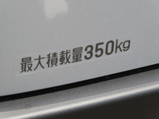 ハイゼットカーゴＤＸ４ＷＤ　５速マニュアル　６６０ｃｃ　衝突被害軽減ブレーキ　横滑り防止装置　ＡＢＳ　アイドリングストップ　両側スライドドア　マニュアルエアコン　パワーステアリング　前席パワーウィンドウ　届出済未使用車（福島県）の中古車