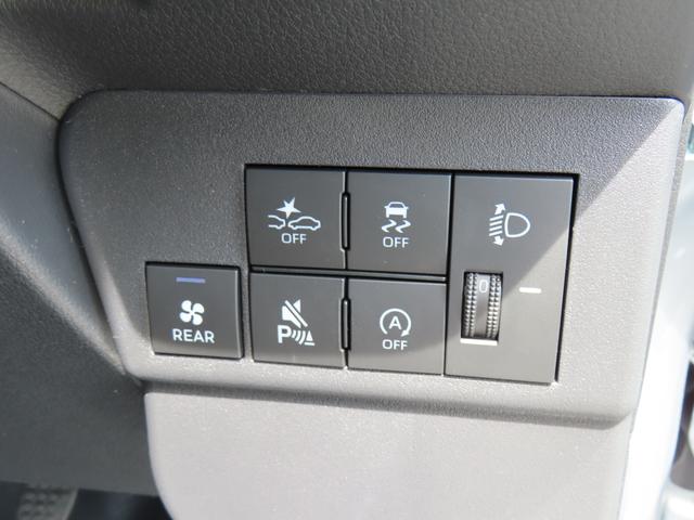 ハイゼットカーゴＤＸ４ＷＤ　５速マニュアル　６６０ｃｃ　衝突被害軽減ブレーキ　横滑り防止装置　ＡＢＳ　アイドリングストップ　両側スライドドア　マニュアルエアコン　パワーステアリング　前席パワーウィンドウ　届出済未使用車（福島県）の中古車