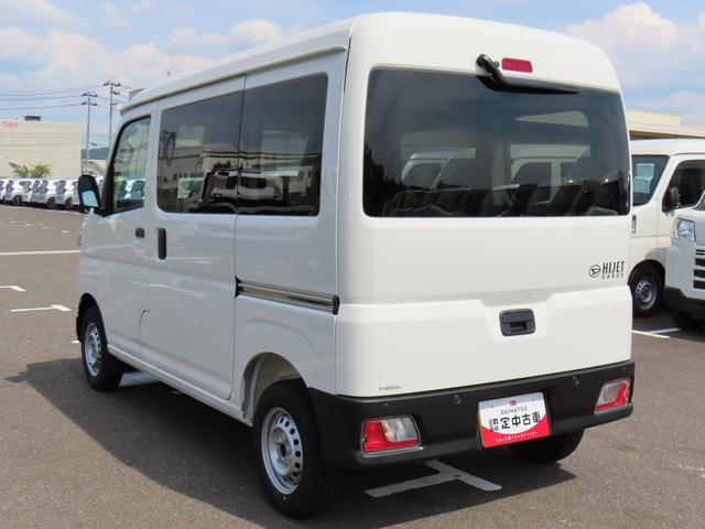ハイゼットカーゴＤＸ４ＷＤ　６６０ｃｃ　５速マニュアル　衝突被害軽減ブレーキ　横滑り防止装置　ＡＢＳ　アイドリングストップ　両側スライドドア　マニュアルエアコン　パワーステアリング　前席パワーウィンドウ　届出済未使用車（福島県）の中古車