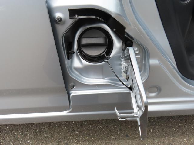 ハイゼットカーゴＤＸ４ＷＤ　５速マニュアル　６６０ｃｃ　衝突被害軽減ブレーキ　横滑り防止装置　ＡＢＳ　アイドリングストップ　マニュアルエアコン　パワーステアリング　前席パワーウィンドウ　リヤヒーター　届出済未使用車（福島県）の中古車