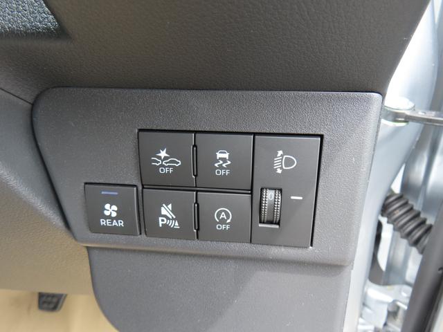 ハイゼットカーゴＤＸ４ＷＤ　５速マニュアル　６６０ｃｃ　衝突被害軽減ブレーキ　横滑り防止装置　ＡＢＳ　アイドリングストップ　マニュアルエアコン　パワーステアリング　前席パワーウィンドウ　リヤヒーター　届出済未使用車（福島県）の中古車