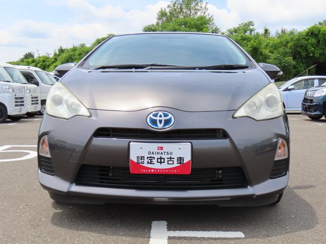 アクアＧ２ＷＤ　ＣＶＴ　１５００ｃｃ　ハイブリッド　カーナビ　オートエアコン　分割可倒式リヤシート　運転席・助手席エアバッグ　ＡＢＳ　トラクションコントロール　電動格納ドアミラー　キーレスエントリー（福島県）の中古車