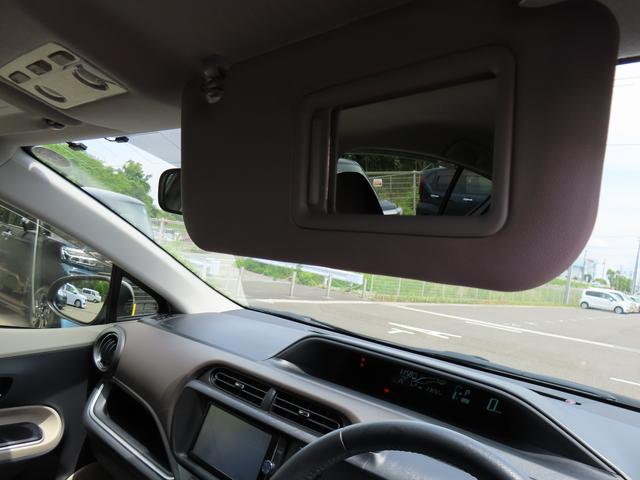 アクアＧ２ＷＤ　ＣＶＴ　１５００ｃｃ　ハイブリッド　カーナビ　オートエアコン　分割可倒式リヤシート　運転席・助手席エアバッグ　ＡＢＳ　トラクションコントロール　電動格納ドアミラー　キーレスエントリー（福島県）の中古車