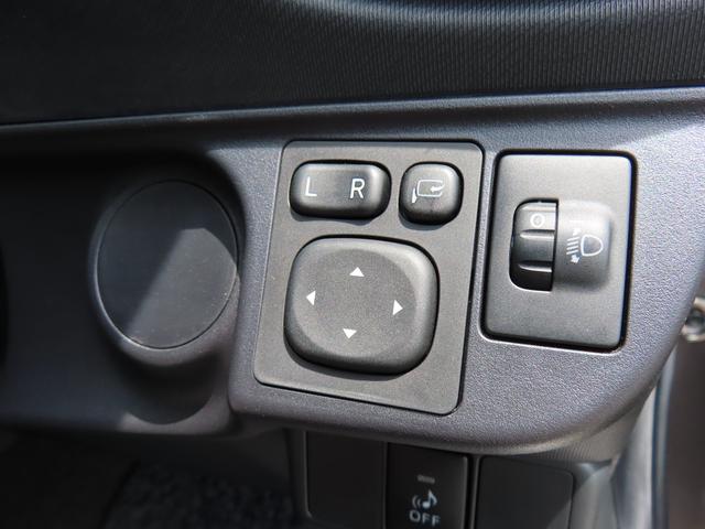 アクアＧ２ＷＤ　ＣＶＴ　１５００ｃｃ　ハイブリッド　カーナビ　オートエアコン　分割可倒式リヤシート　運転席・助手席エアバッグ　ＡＢＳ　トラクションコントロール　電動格納ドアミラー　キーレスエントリー（福島県）の中古車