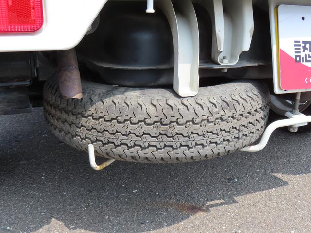 ミニキャブトラックＧ４ＷＤ　デフロック　５速マニュアル　６６０ｃｃ　ＣＤオーディオ　エアコン　パワーステアリング　パワーウィンドウ　エアバッグ　１９３８６ｋｍ（福島県）の中古車