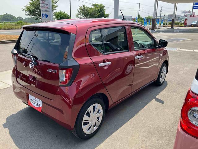 ミライースＸ　ＳＡIII２ＷＤ　ＣＶＴ　６６０ｃｃ　衝突被害軽減ブレーキ　横滑り防止装置　ＡＢＳ　運転席・助手席エアバッグ　マニュアルエアコン　アイドリングストップ　ナビ用バックカメラ　キーレスエントリー　届出済未使用車（福島県）の中古車