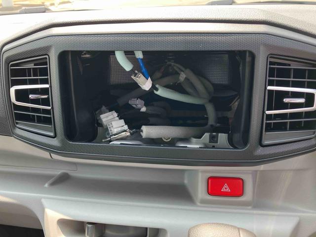 ミライースＸ　ＳＡIII２ＷＤ　ＣＶＴ　６６０ｃｃ　衝突被害軽減ブレーキ　横滑り防止装置　ＡＢＳ　運転席・助手席エアバッグ　マニュアルエアコン　アイドリングストップ　ナビ用バックカメラ　キーレスエントリー　届出済未使用車（福島県）の中古車