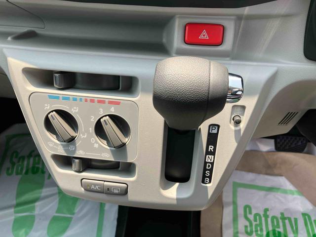 ミライースＸ　ＳＡIII２ＷＤ　ＣＶＴ　６６０ｃｃ　衝突被害軽減ブレーキ　横滑り防止装置　ＡＢＳ　運転席・助手席エアバッグ　マニュアルエアコン　アイドリングストップ　ナビ用バックカメラ　キーレスエントリー　届出済未使用車（福島県）の中古車