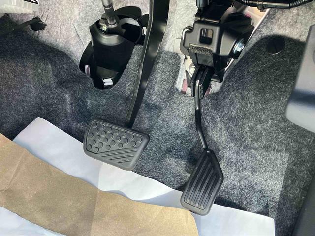 ミライースＸ　ＳＡIII２ＷＤ　ＣＶＴ　６６０ｃｃ　衝突被害軽減ブレーキ　横滑り防止装置　ＡＢＳ　運転席・助手席エアバッグ　マニュアルエアコン　アイドリングストップ　ナビ用バックカメラ　キーレスエントリー　届出済未使用車（福島県）の中古車