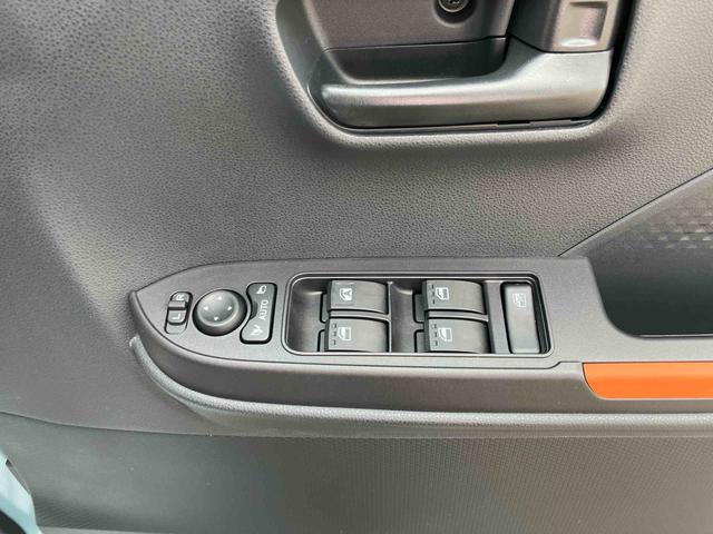 タントファンクロス２ＷＤ　ＣＶＴ　６６０ｃｃ　衝突被害軽減ブレーキ　横滑り防止装置　ＡＢＳ　サイドエアバッグ　ベンチシート　アイドリングストップ　プッシュボタンスタート　オートエアコン　両側電動スライドドア（福島県）の中古車