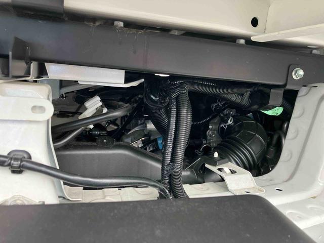ハイゼットトラック多目的ダンプＨ／Ｌ切替４ＷＤ　５速マニュアル　ＰＴＯ式多目的ダンプ　リヤ４枚リーフスプリング　エアコン　パワーステアリング　横滑り防止装置　運転席・助手席エアバッグ　荷台作業灯　アイドリングストップ（福島県）の中古車