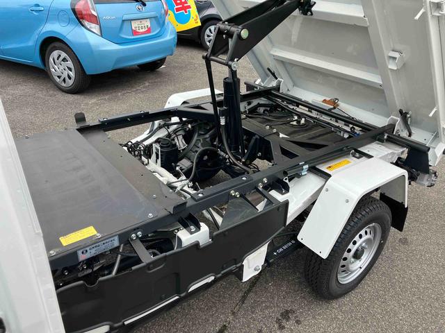 ハイゼットトラック多目的ダンプＨ／Ｌ切替４ＷＤ　５速マニュアル　ＰＴＯ式多目的ダンプ　リヤ４枚リーフスプリング　エアコン　パワーステアリング　横滑り防止装置　運転席・助手席エアバッグ　荷台作業灯　アイドリングストップ（福島県）の中古車