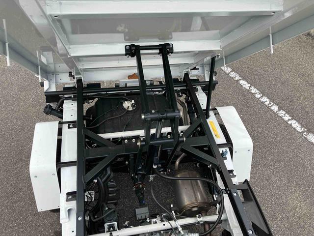 ハイゼットトラック多目的ダンプＨ／Ｌ切替４ＷＤ　５速マニュアル　ＰＴＯ式多目的ダンプ　リヤ４枚リーフスプリング　エアコン　パワーステアリング　横滑り防止装置　運転席・助手席エアバッグ　荷台作業灯　アイドリングストップ（福島県）の中古車