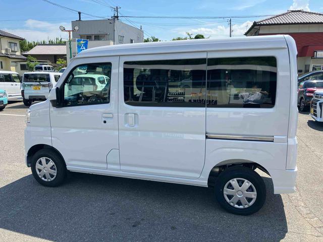 ハイゼットカーゴクルーズ４ＷＤ　ＣＶＴ　衝突被害軽減ブレーキ　横滑り防止装置　ＡＢＳ　アイドリングストップ　両側スライドドア　エアコン　パワーステアリング　運転席・助手席エアバッグ　前席パワーウィンドウ　届出済未使用車（福島県）の中古車
