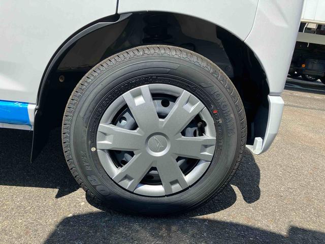 ハイゼットカーゴクルーズ４ＷＤ　ＣＶＴ　衝突被害軽減ブレーキ　横滑り防止装置　ＡＢＳ　アイドリングストップ　両側スライドドア　エアコン　パワーステアリング　運転席・助手席エアバッグ　前席パワーウィンドウ　届出済未使用車（福島県）の中古車