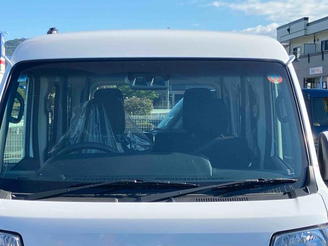 ハイゼットカーゴクルーズターボ４ＷＤ　ＣＶＴ　６６０ｃｃ　衝突被害軽減ブレーキ　横滑り防止装置　ＡＢＳ　運転席・助手席エアバッグ　アイドリングストップ　プッシュボタンスタート　前席パワーウィンドウ　両側スライドドア　リヤヒーター（福島県）の中古車
