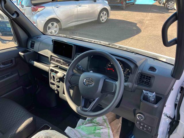 ハイゼットカーゴクルーズターボ４ＷＤ　ＣＶＴ　６６０ｃｃ　衝突被害軽減ブレーキ　横滑り防止装置　ＡＢＳ　運転席・助手席エアバッグ　アイドリングストップ　プッシュボタンスタート　前席パワーウィンドウ　両側スライドドア　リヤヒーター（福島県）の中古車