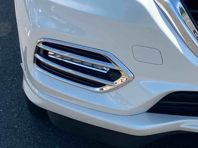ヴェゼルハイブリッドＺ・ホンダセンシング２ＷＤ　７速ＡＴ　１５００ｃｃ　ナビ　バックモニター　ＥＴＣ車載器　衝突被害軽減ブレーキ　誤発進抑制機能　歩行者事故低減ステアリング　ＡＢＳ　サイドエアバッグ　クルーズコントロール　ハーフレザーシート（福島県）の中古車