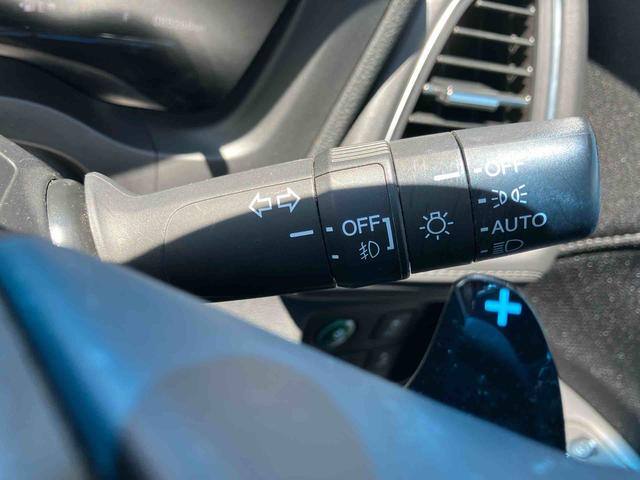 ヴェゼルハイブリッドＺ・ホンダセンシング２ＷＤ　７速ＡＴ　１５００ｃｃ　ナビ　バックモニター　ＥＴＣ車載器　衝突被害軽減ブレーキ　誤発進抑制機能　歩行者事故低減ステアリング　ＡＢＳ　サイドエアバッグ　クルーズコントロール　ハーフレザーシート（福島県）の中古車