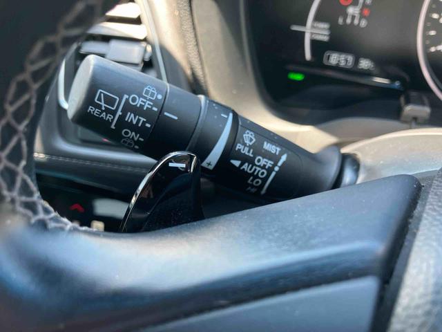 ヴェゼルハイブリッドＺ・ホンダセンシング２ＷＤ　７速ＡＴ　１５００ｃｃ　ナビ　バックモニター　ＥＴＣ車載器　衝突被害軽減ブレーキ　誤発進抑制機能　歩行者事故低減ステアリング　ＡＢＳ　サイドエアバッグ　クルーズコントロール　ハーフレザーシート（福島県）の中古車