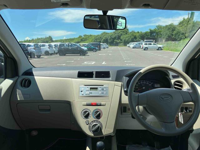 ミラＸスペシャル２ＷＤ　５速マニュアル　６６０ｃｃ　５ドア　エアコン　パワーステアリング　パワーウィンドウ　運転席・助手席エアバッグ　ＣＤ／ＦＭ・ＡＭ電子チューナー　車検整備付（福島県）の中古車