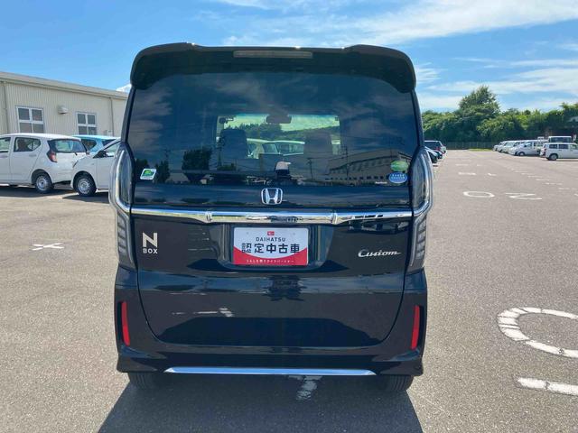 Ｎ−ＢＯＸカスタムＬ２ＷＤ　ＣＶＴ　６６０ｃｃ　左側電動スライドドア　バックモニター　ＥＴＣ車載器　運転席・助手席シートバックテーブル　プラズマクラスターオートエアコン　ベンチシート　前席サイドエアバッグ（福島県）の中古車
