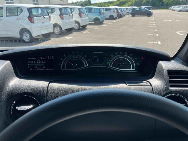 Ｎ−ＢＯＸカスタムＬ２ＷＤ　ＣＶＴ　６６０ｃｃ　左側電動スライドドア　バックモニター　ＥＴＣ車載器　運転席・助手席シートバックテーブル　プラズマクラスターオートエアコン　ベンチシート　前席サイドエアバッグ（福島県）の中古車