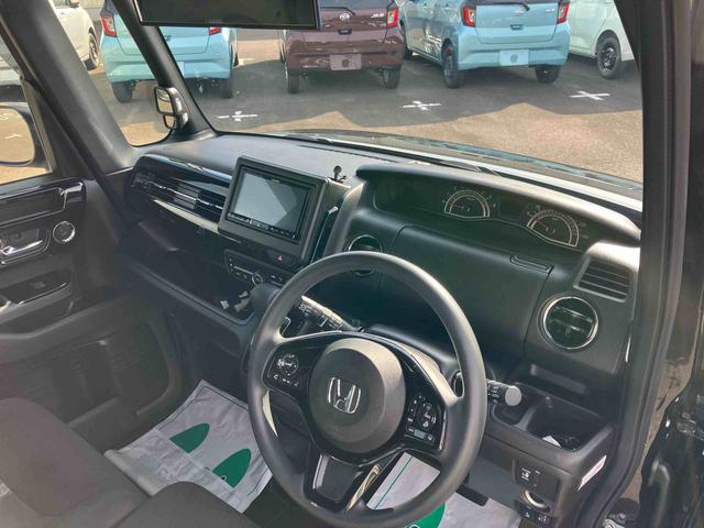 Ｎ−ＢＯＸカスタムＬ４ＷＤ　ＣＶＴ　６６０ｃｃ　電動スライドドア　ディスプレイオーディオ　オートエアコン　バックモニター　運転席・助手席エアバッグ　ＡＢＳ　クルーズコントロール　車検整備付（福島県）の中古車