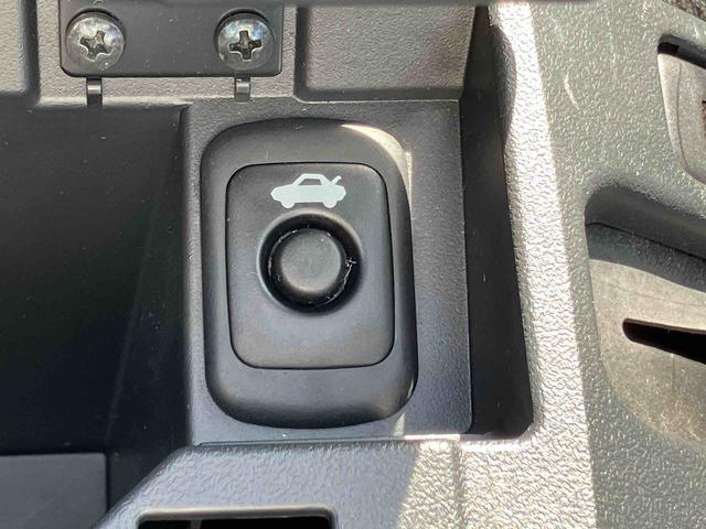 コペンローブ2WD CVT 660cc ターボ 電動開閉ルーフ 純正アルミホイール ETC車載器 オートエアコン シートヒーター アイドリングストップ プッシュボタンスタート 横滑り防止装置 ABS(福島県)の中古車