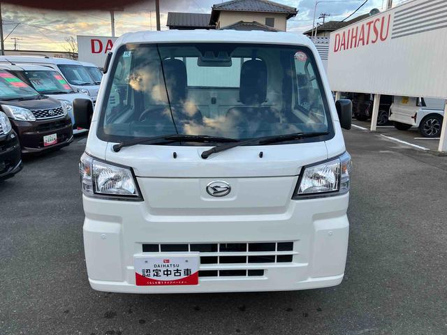 ハイゼットトラックスタンダード　農用スペシャル４ＷＤ　ＣＶＴ　６６０ｃｃ　衝突被害軽減ブレーキ　横滑り防止装置　ＡＢＳ　アイドリングストップ　マニュアルエアコン　パワーステアリング　運転席・助手席エアバッグ　荷台作業灯　届出済未使用車（福島県）の中古車