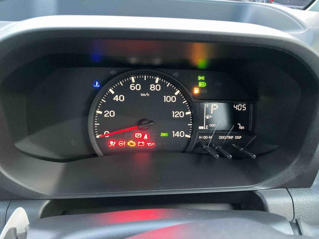 ハイゼットトラックスタンダード　農用スペシャル４ＷＤ　ＣＶＴ　６６０ｃｃ　衝突被害軽減ブレーキ　横滑り防止装置　ＡＢＳ　アイドリングストップ　マニュアルエアコン　パワーステアリング　運転席・助手席エアバッグ　荷台作業灯　届出済未使用車（福島県）の中古車