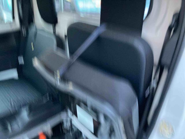 ハイゼットトラックスタンダード　農用スペシャル４ＷＤ　ＣＶＴ　６６０ｃｃ　衝突被害軽減ブレーキ　横滑り防止装置　ＡＢＳ　アイドリングストップ　マニュアルエアコン　パワーステアリング　運転席・助手席エアバッグ　荷台作業灯　届出済未使用車（福島県）の中古車