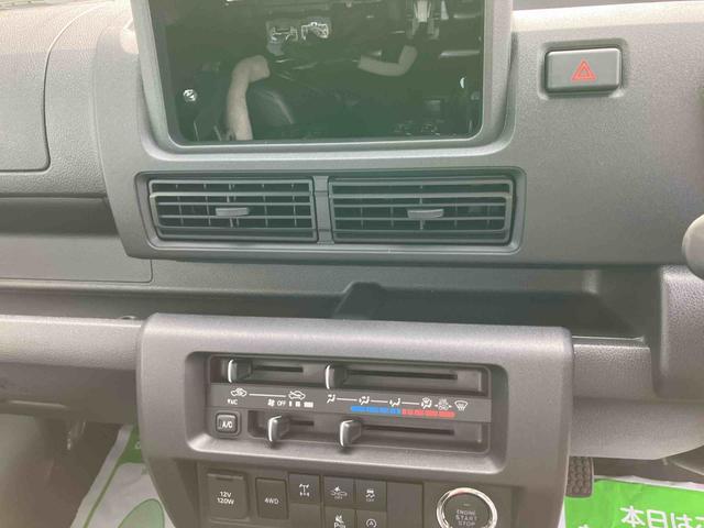 ハイゼットトラックジャンボエクストラ　４ＷＤ　５速マニュアル４ＷＤ　ＣＶＴ　６６０ｃｃ　衝突被害軽減ブレーキ　横滑り防止装置　ＡＢＳ　エアバッグ　マニュアルエアコン　パワーステアリング　アイドリングストップ　　届出済未使用車（福島県）の中古車