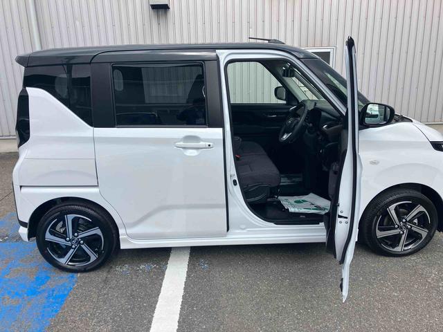 ムーヴＲＳ　ターボ　クルーズコントロール付車２ＷＤ　ＣＶＴ　６６０ｃｃ　両側電動スライドドア　衝突被害軽減ブレーキ　横滑り防止装置　ＡＢＳ　アイドリングストップ　プッシュボタンスタート　ディスプレイオーディオ　バックモニター　オートライト（福島県）の中古車