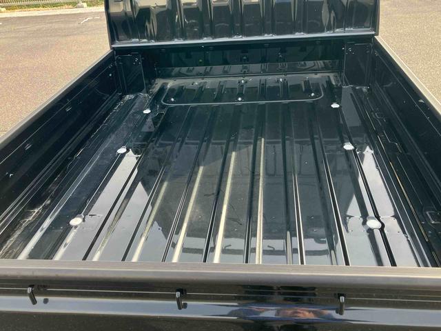 ハイゼットトラックジャンボエクストラ4WD CVT 660cc 衝突被害軽減ブレーキ 横滑り防止装置 ABS 運転席・助手席エアバッグ マニュアルエアコン アイドリングストップ プッシュボタンスタート 荷台作業灯 届出済未使用車(福島県)の中古車