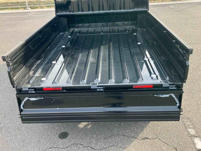 ハイゼットトラックジャンボエクストラ4WD CVT 660cc 衝突被害軽減ブレーキ 横滑り防止装置 ABS 運転席・助手席エアバッグ マニュアルエアコン アイドリングストップ プッシュボタンスタート 荷台作業灯 届出済未使用車(福島県)の中古車