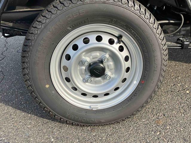 ハイゼットトラックジャンボエクストラ4WD CVT 660cc 衝突被害軽減ブレーキ 横滑り防止装置 ABS 運転席・助手席エアバッグ マニュアルエアコン アイドリングストップ プッシュボタンスタート 荷台作業灯 届出済未使用車(福島県)の中古車