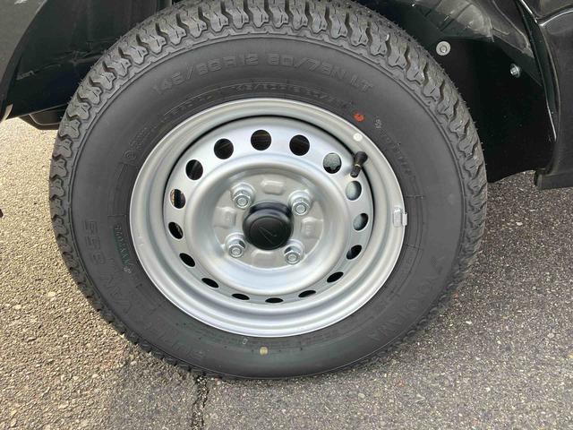 ハイゼットトラックジャンボエクストラ4WD CVT 660cc 衝突被害軽減ブレーキ 横滑り防止装置 ABS 運転席・助手席エアバッグ マニュアルエアコン アイドリングストップ プッシュボタンスタート 荷台作業灯 届出済未使用車(福島県)の中古車