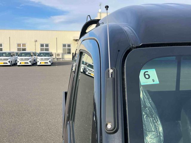 ハイゼットトラックジャンボエクストラ4WD CVT 660cc 衝突被害軽減ブレーキ 横滑り防止装置 ABS 運転席・助手席エアバッグ マニュアルエアコン アイドリングストップ プッシュボタンスタート 荷台作業灯 届出済未使用車(福島県)の中古車