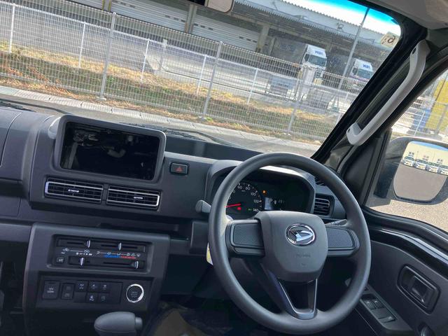 ハイゼットトラックジャンボエクストラ4WD CVT 660cc 衝突被害軽減ブレーキ 横滑り防止装置 ABS 運転席・助手席エアバッグ マニュアルエアコン アイドリングストップ プッシュボタンスタート 荷台作業灯 届出済未使用車(福島県)の中古車