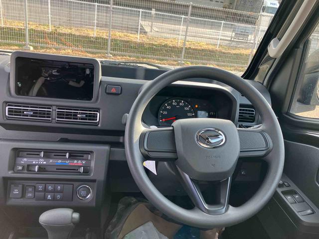 ハイゼットトラックジャンボエクストラ4WD CVT 660cc 衝突被害軽減ブレーキ 横滑り防止装置 ABS 運転席・助手席エアバッグ マニュアルエアコン アイドリングストップ プッシュボタンスタート 荷台作業灯 届出済未使用車(福島県)の中古車