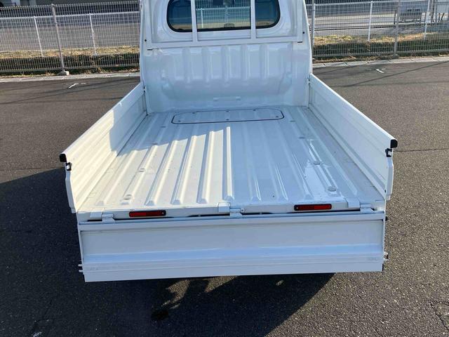 ハイゼットトラックスタンダード４ＷＤ　５速マニュアル　衝突被害軽減ブレーキ　横滑り防止装置　ＡＢＳ　運転席・助手席エアバッグ　アイドリングストップ　マニュアルエアコン　パワーステアリング　届出済未使用車（福島県）の中古車