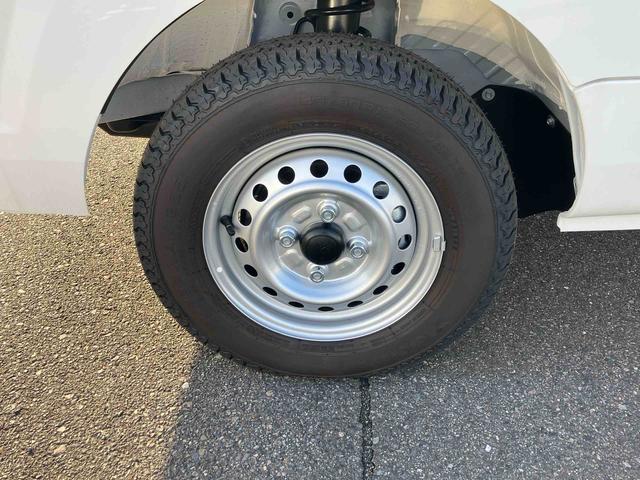 ハイゼットトラックスタンダード４ＷＤ　５速マニュアル　衝突被害軽減ブレーキ　横滑り防止装置　ＡＢＳ　運転席・助手席エアバッグ　アイドリングストップ　マニュアルエアコン　パワーステアリング　届出済未使用車（福島県）の中古車