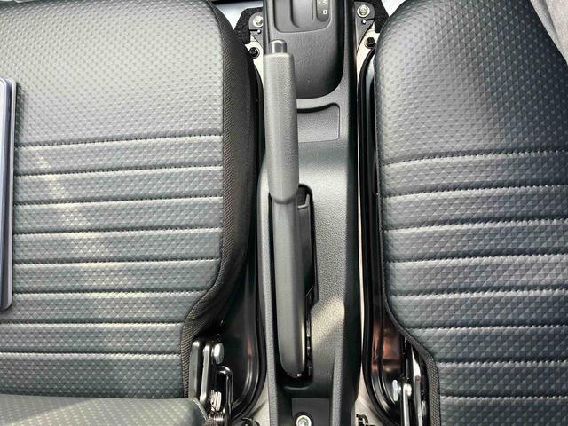 ハイゼットトラックスタンダード4WD CVT 660cc 衝突被害軽減ブレーキ 横滑り防止装置 ABS 運転席・助手席エアバッグ マニュアルエアコン パワーステアリング アイドリングストップ 届出済未使用車(福島県)の中古車