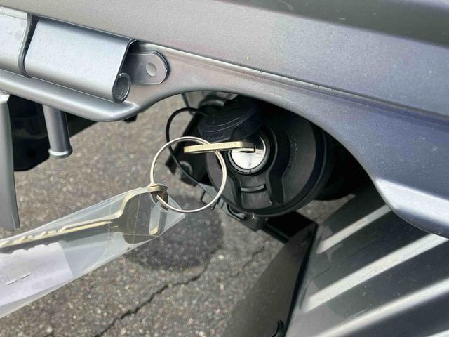 ハイゼットトラックスタンダード4WD CVT 660cc 衝突被害軽減ブレーキ 横滑り防止装置 ABS 運転席・助手席エアバッグ マニュアルエアコン パワーステアリング アイドリングストップ 届出済未使用車(福島県)の中古車