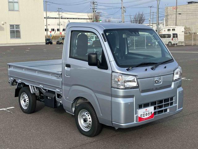 ハイゼットトラックスタンダード4WD CVT 660cc 衝突被害軽減ブレーキ 横滑り防止装置 ABS 運転席・助手席エアバッグ マニュアルエアコン パワーステアリング アイドリングストップ 届出済未使用車(福島県)の中古車