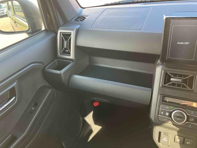 タフトＧ　ダーククロムベンチャー　４ＷＤ　届出済未使用車４ＷＤ　ＣＶＴ　６６０ｃｃ　ディスプレイオーディオ　バックモニター　衝突被害軽減ブレーキ　横滑り防止装置　ＡＢＳ　サイドエアバッグ　アイドリングストップ　プッシュボタンスタート　届出済未使用車（福島県）の中古車