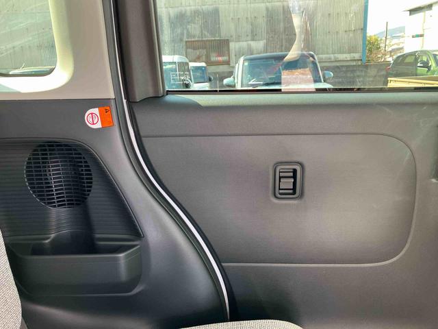 ムーヴキャンバスストライプスＧ２ＷＤ　ＣＶＴ　スマートアシスト　バックカメラ　オートホールド機能　　　　　電動パーキングブレーキ　両側電動スライドドア　シートヒーター　ベンチシート　アイドリングストップ　電動ドアミラー（福島県）の中古車