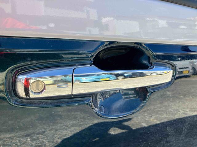 ムーヴキャンバスストライプスＧ２ＷＤ　ＣＶＴ　スマートアシスト　バックカメラ　オートホールド機能　　　　　電動パーキングブレーキ　両側電動スライドドア　シートヒーター　ベンチシート　アイドリングストップ　電動ドアミラー（福島県）の中古車